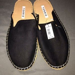 Torrid Black Suede slip-on Size 10 NWT